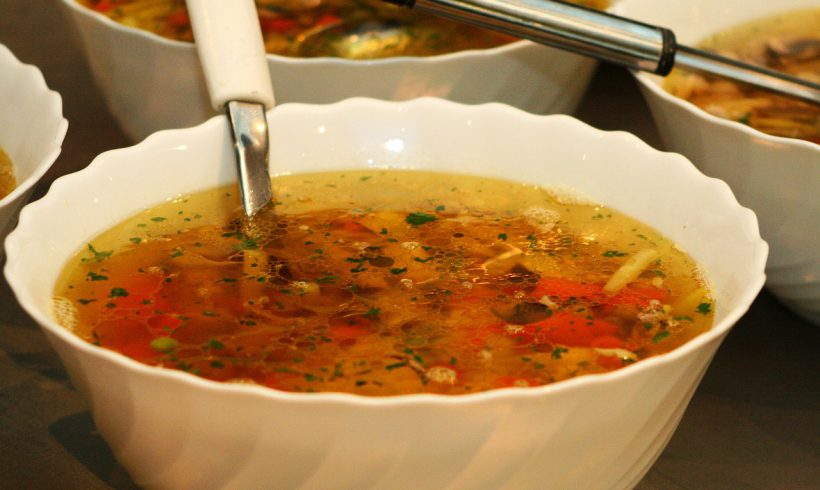 Byczki zupa z kapustą i ziemniakami na zimę